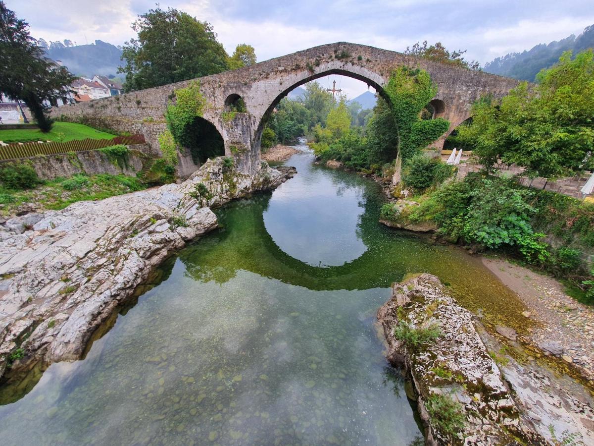 La Estancia De Cangas - Amplio Piso Con Garaje Onís Buitenkant foto